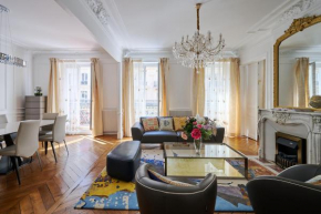 Luxury Royal Suite, 118 square meters, notre dame, 3 bedrooms